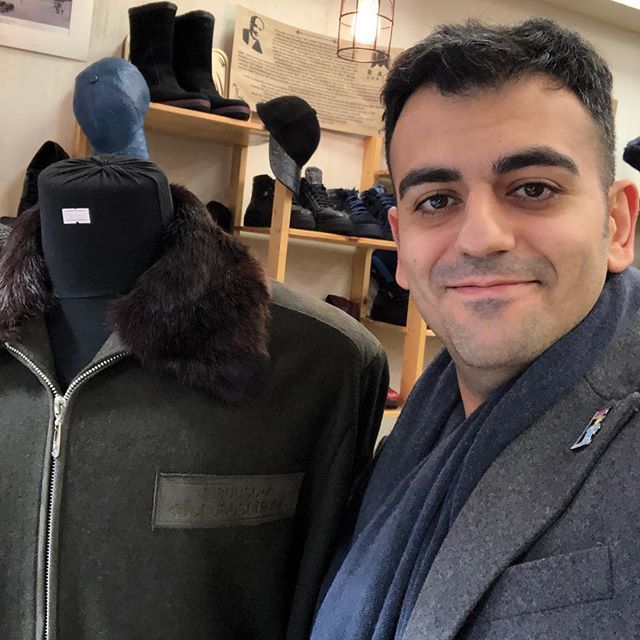 narecus's tweet photo. Հը Հը քաղաքացի #Armenia #Yerevan #famousjacket #fashion #instacitizen https://t.co/08Ar2jEoDA https://t.co/SHgxX4IIDn