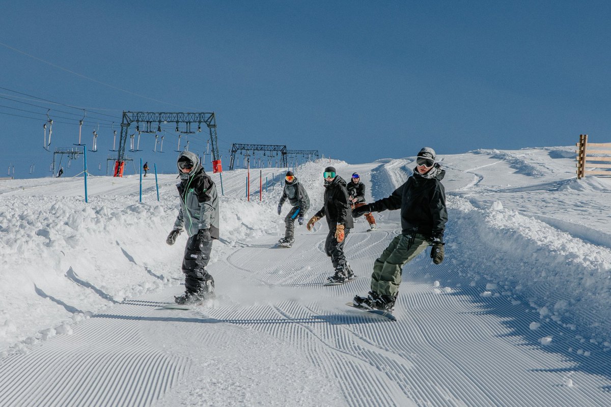 The whole squad is ready 🏂#RISE2019