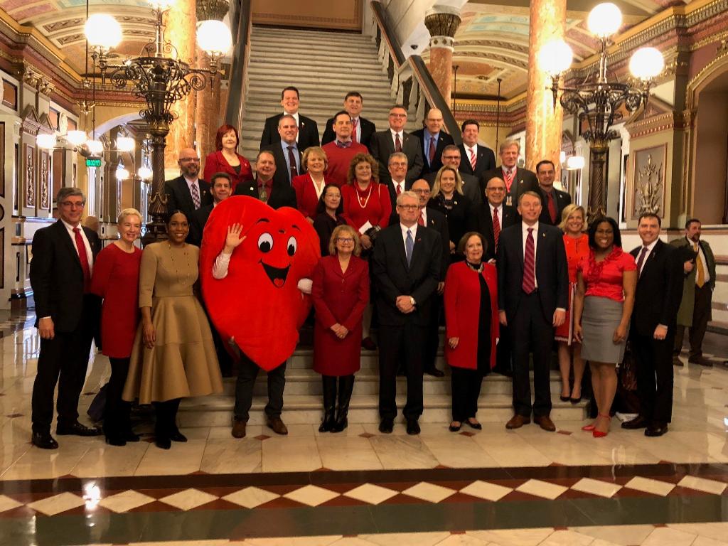 AmericanHeartIL's tweet photo. We are in Springfield today for Go Red at the Capitol! Every February we meet with our legislators during Heart Month to thank them for their support of our advocacy efforts are to raise awareness of heart disease! #GoRedIL #ChicagoGoesRed https://t.co/UCbVUmKxRo