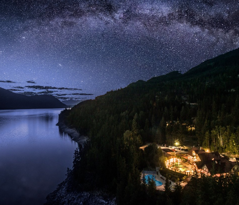KootRocks's tweet photo. A3. The best place to soak up winter wellness - here's a great option! Halcyon Hot Springs on our Arrow Lake offers rich mineral waters, cozy cabins and wellness experiences! @ExploreCanada @HelloBC #CanadaChat #kootrocks https://t.co/TtjbEeeFgJ