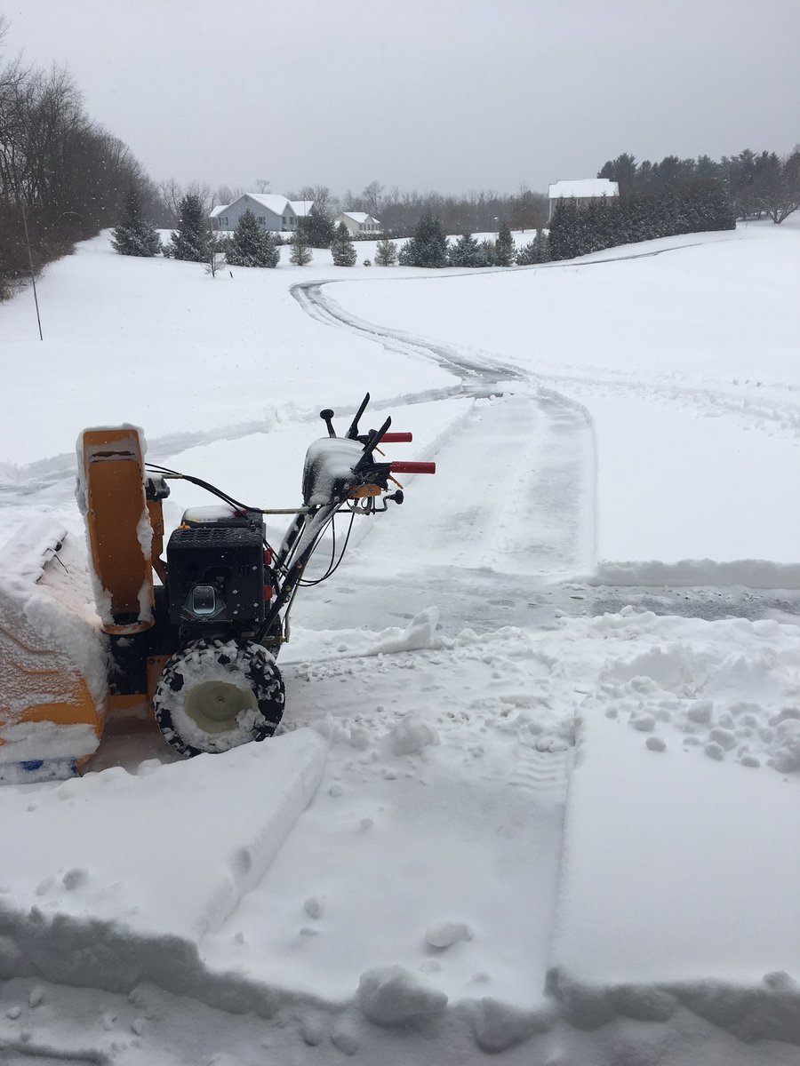 MissYates_Math's tweet image. This snow day is turning into a real life performance task - what angle do I move the blower to keep the snow out of my garage? 🤔 #MASDMath