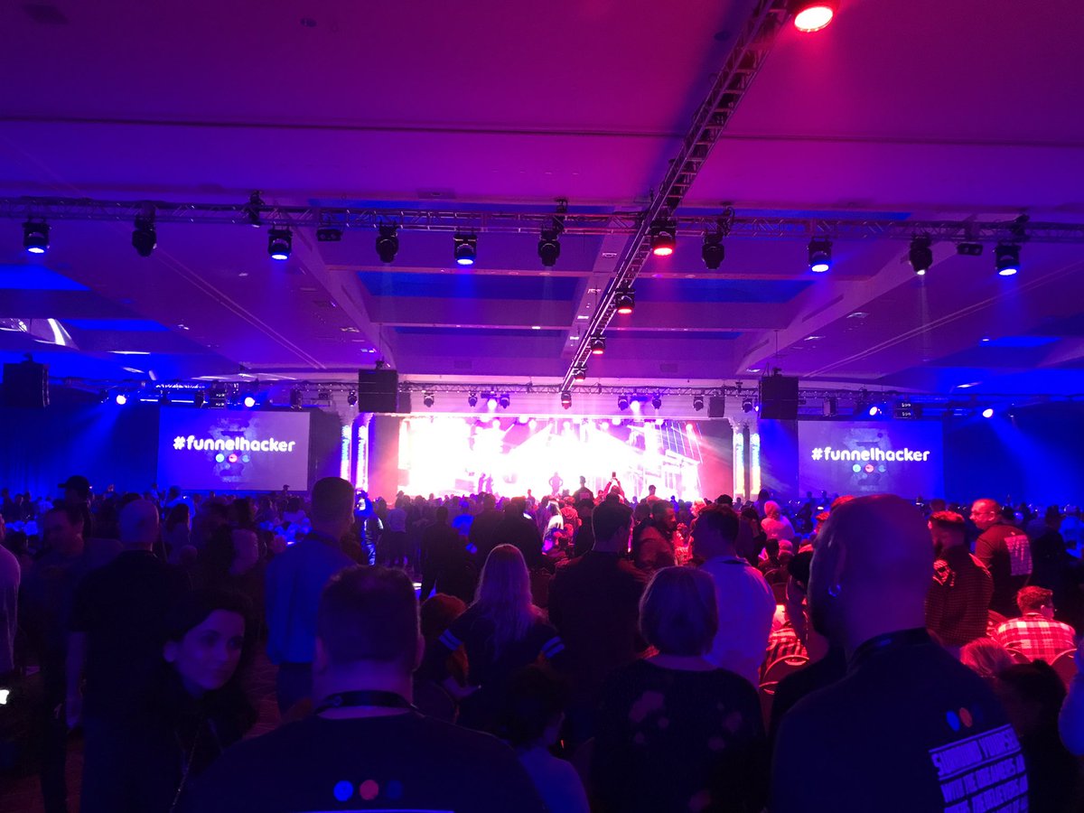 bradhalferty's tweet image. Lets get this party started, right? #funnelhackinglive
