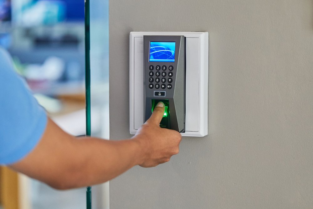 Want to upgrade your office space from a regular lock to a keyless version?
Call us today and we will help you get started.
action1st.com
#commericallocksmith #action1st #locksmith #keylessdoor
