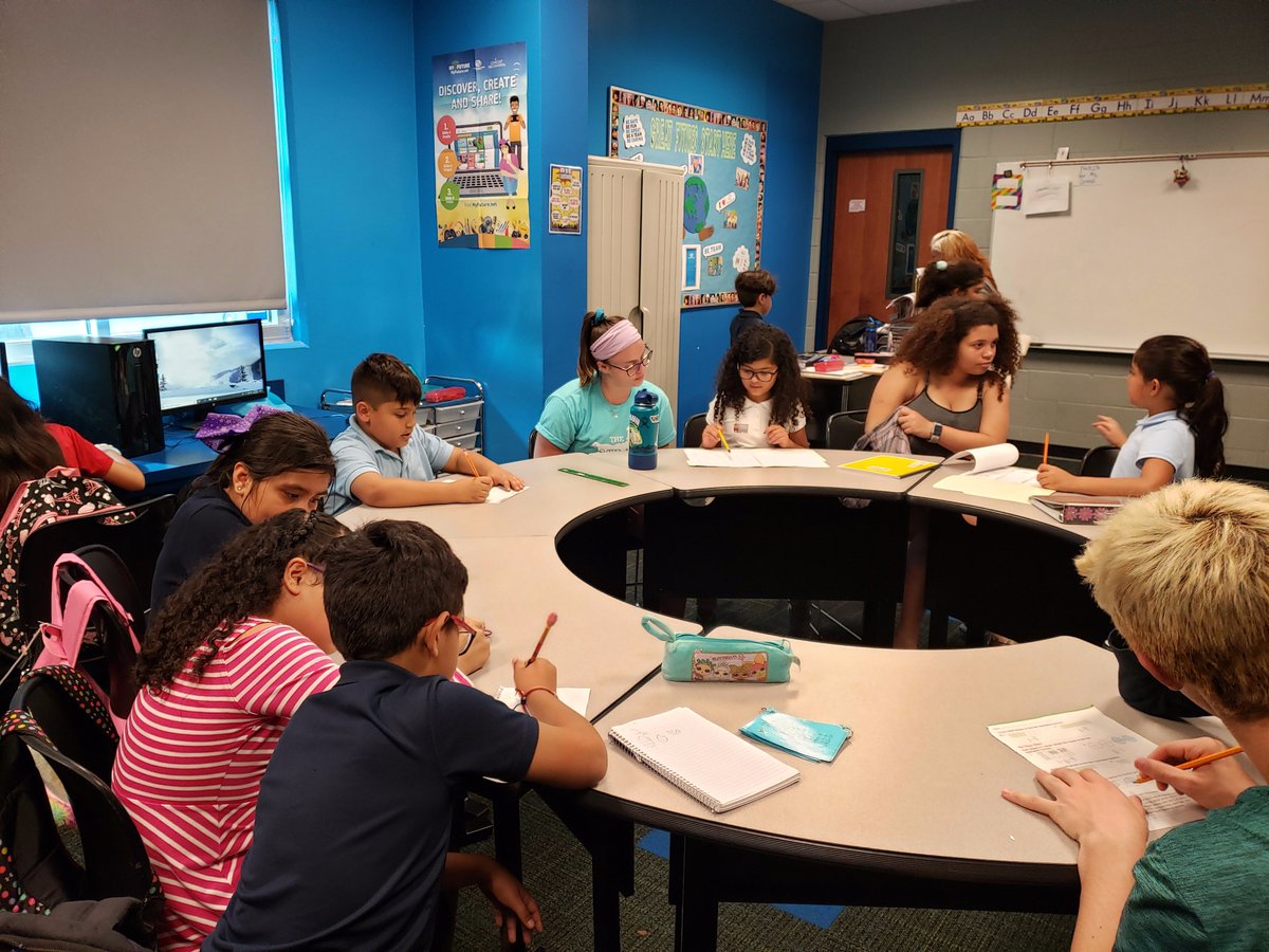Boys & Girls Clubs (@bgccf) on Twitter photo The Tupperware Brands Branch had some special visitors all the way from Chicago! The group of students are part of the Serving and Learning Movement and spent some time with our Club members, helping them with homework and playing games. <a href="/salt_travel/">Shinobu Ochi</a> The Tupperware Brands Branch had some special visitors all the way from Chicago! The group of students are part of the Serving and Learning Movement and spent some time with our Club members, helping them with homework and playing games. <a href="/salt_travel/">Shinobu Ochi</a>
