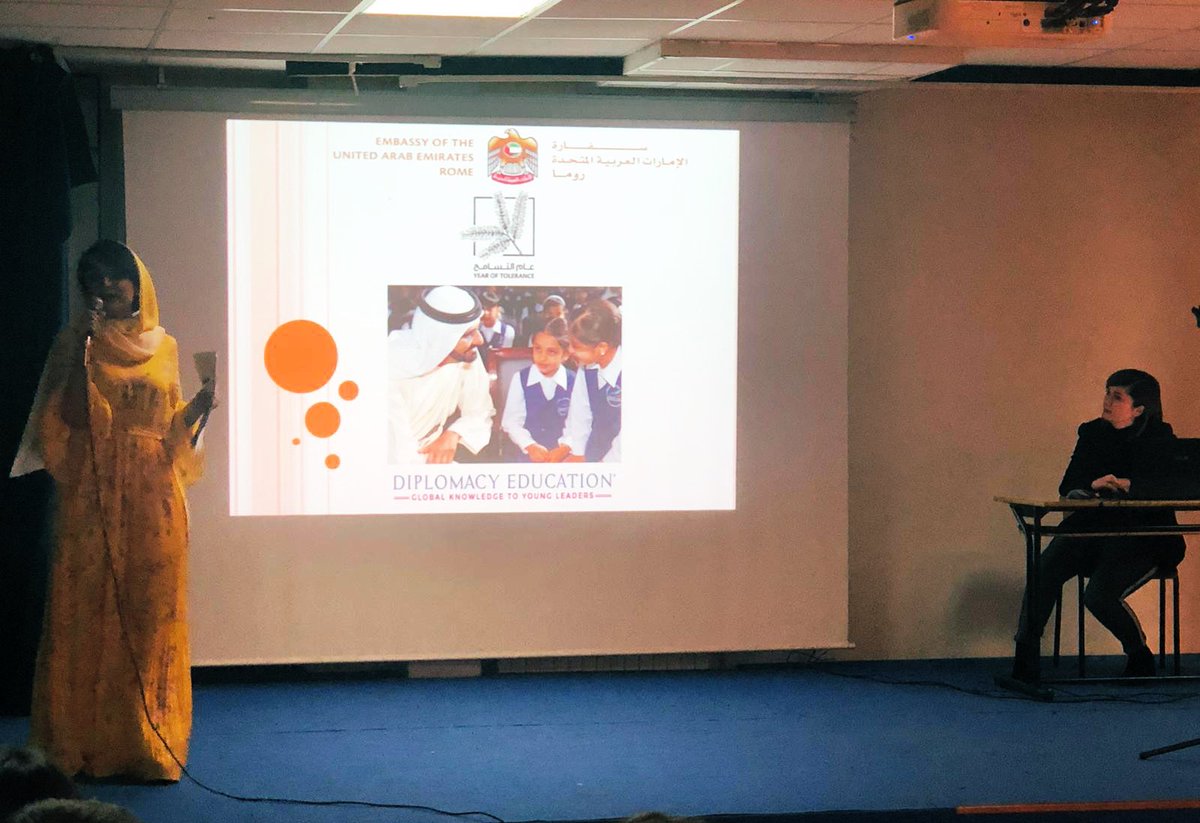 globalactionita's tweet photo. I ragazzi del Liceo Primo Levi hanno avuto l’onore di ascoltare la meravigliosa presentazione del Secondo Segretario del @UAEembassyrome 🇦🇪 Ms. Rana Aldhaheri durante lo #step1 del progetto #DiplomacyEducation. #globalactionitaly @Vaneboi https://t.co/9TbP1I95Qh