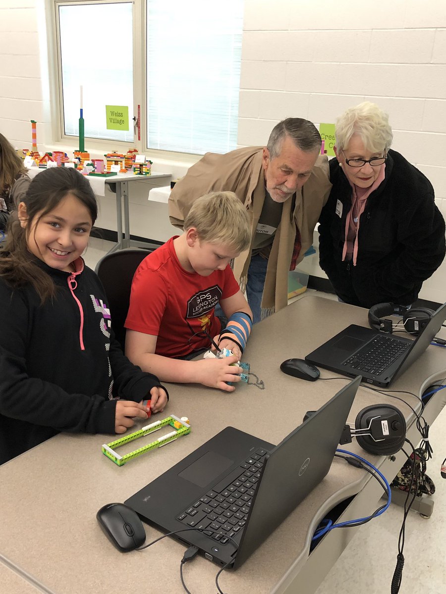 MrsDickinsonRCE's tweet photo. I would say our WeDo Epic Build showcase was a success. Grateful for all the parents who could come and show their support today and see our hard work and creativity. #oneRCE #beExtra3 https://t.co/D8Z11KZgt6
