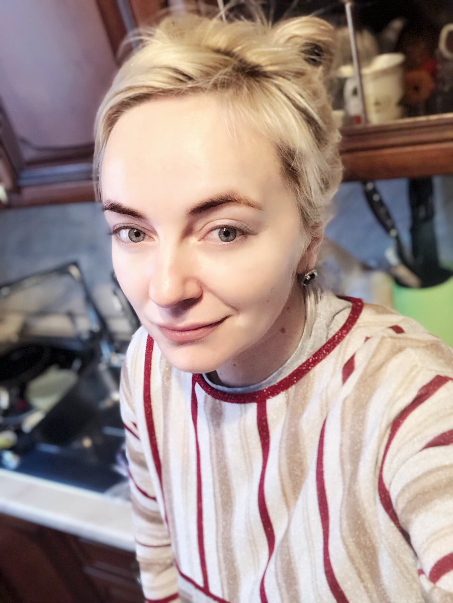 Дай Бог здоровья людям, придумавшим посудомоечную машину.. 😉
