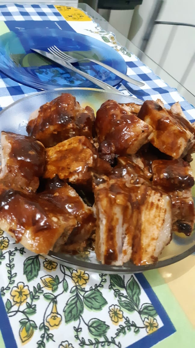 LTevez's tweet photo. @Velberan aprendendo com o Bom de garfo. #costeladeporcobarbecue https://t.co/fvcV8WXXdg