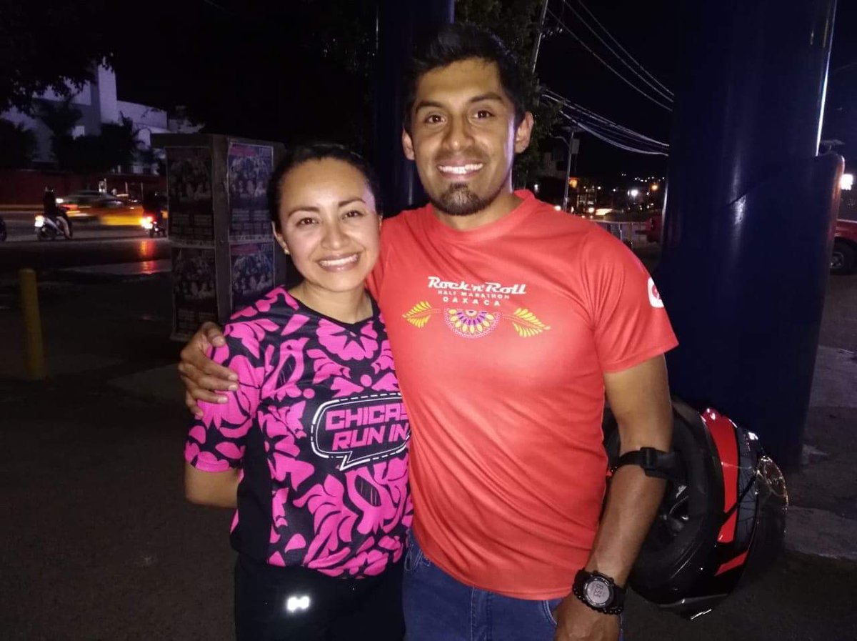 RunInOaxaca's tweet image. ¡Compartiendo kilómetros! 
6K de mucha diversión 😎
Felicidades por ese #Split4