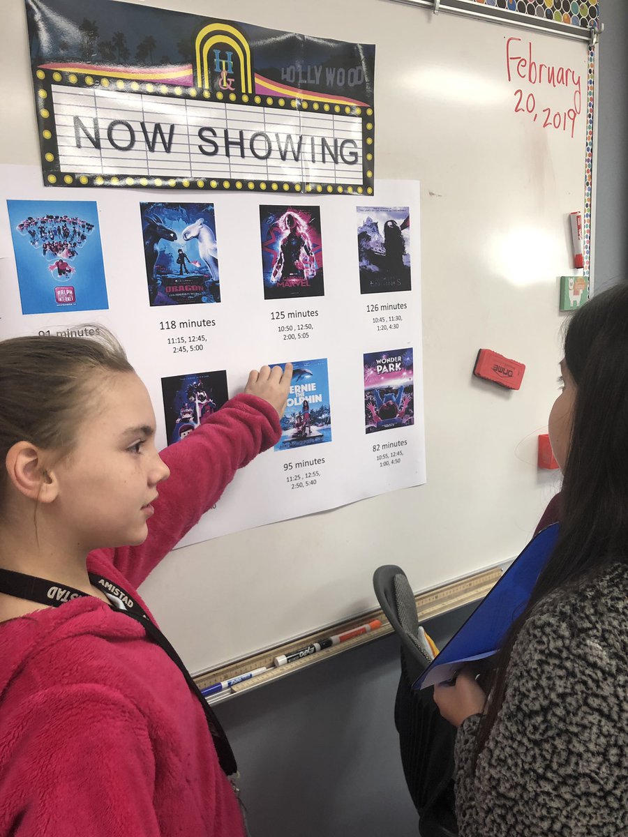 tuckertotsin106's tweet image. The llamas visited the elapsed time drive in today! ❤️🎬🚙#llamasdoingwork #henriehawks @henrielibrary