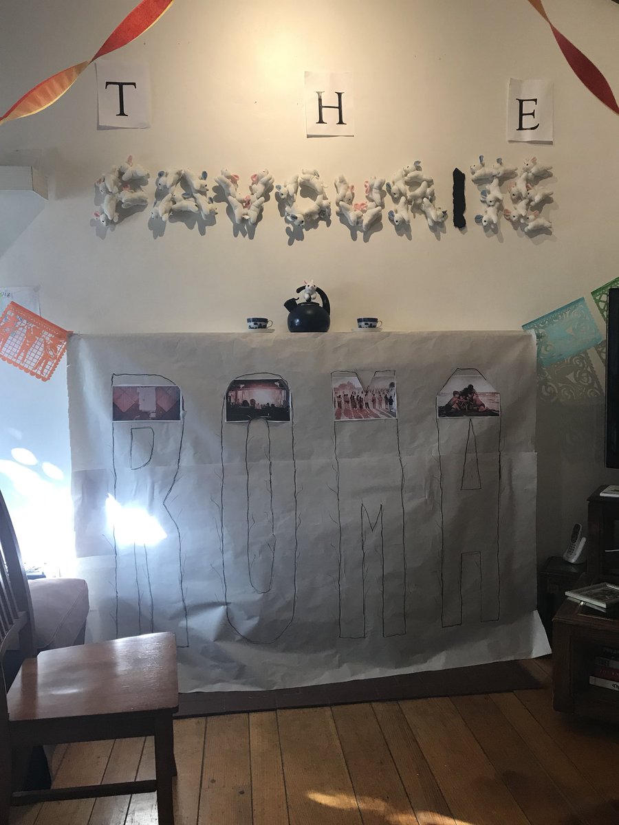 smithrowsey's tweet photo. #oscarparty
#partydecorations
#oscars #oscar
#TheFavourite
#romamovie
#papelpicado
#bunnies
#servingtea
@jazzt @Filmotomy @cinebee2 @filmystic @AwardsDaily @JoeM_136 @AlRob1982 @leaveittolivia @Road2Oscars @banjoonthecrag @screenonscreen @AwardsCircuit @NextBestPicture https://t.co/CjCGDF46kV