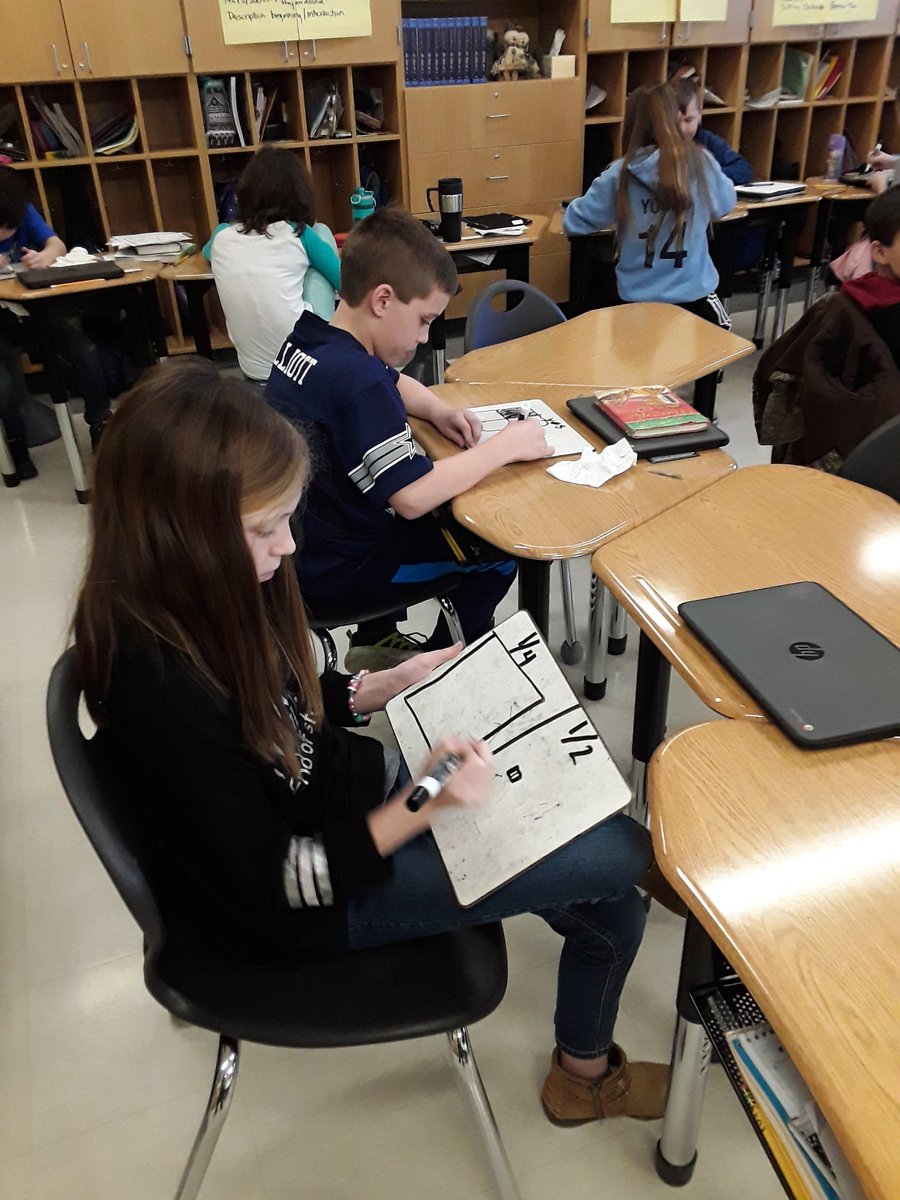 musuzq's tweet image. Great discussion during math today!  Is 1/4 always smaller than 1/2?  #pesd32 #mathdiscussion