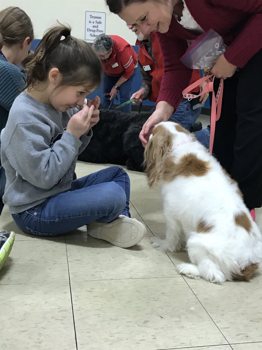 Visit from therapy dogs <a href="/SpsTruman/">SPS Truman</a> <a href="/officialSPS/">Springfield Public Schools</a> makes us all smile until our faces hurt! <a href="/MrsLawson143/">Jean Lawson</a>
