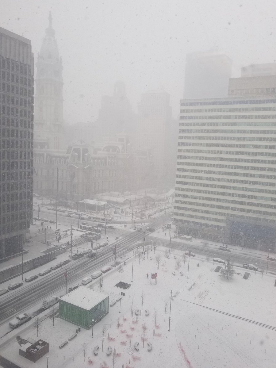 SheilaShowPHL's tweet photo. #SnowinPHL βπ¨βπ¨
#WilliamPennWednesday
#CityHall
#snowcovered
#LOVEParkPhilly
#DiscoverPHL #uwishunu #VisitPhilly #PhillyProud #streetsempty #snowdayinthecity https://t.co/XqVRHEHHKD