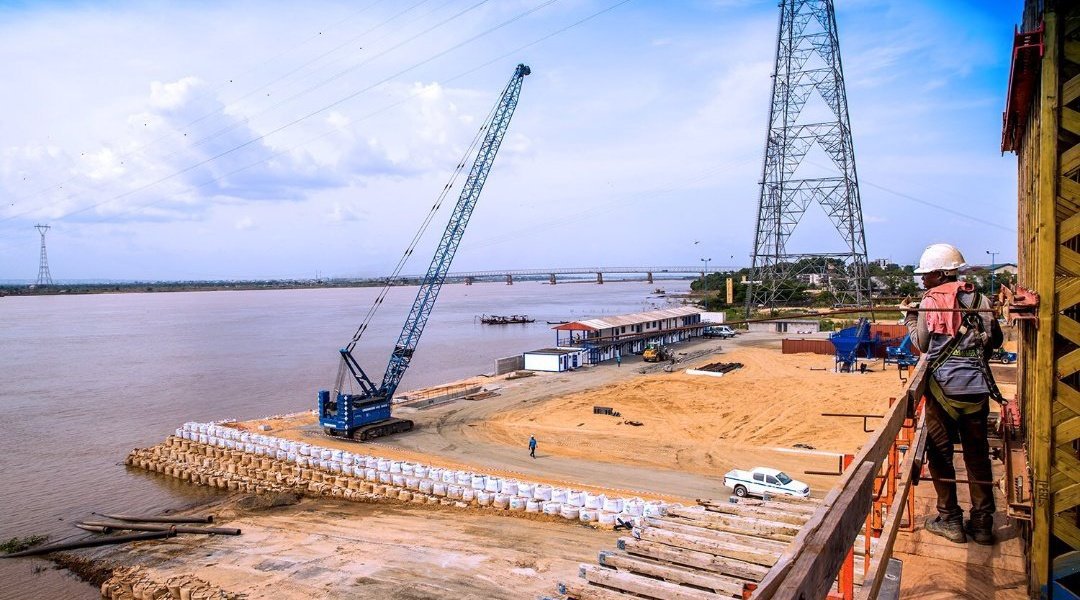Optimistic_Ade's tweet photo. Where they have failed, President Muhammadu Buhari is making progress. Dreams are coming into fruition, all thanks to Abu Zahra. Work is heavily going on to ensure the completion of Second Niger Bridge.
#UnveilingProgress for the #NextLevel https://t.co/if9likv2wa
