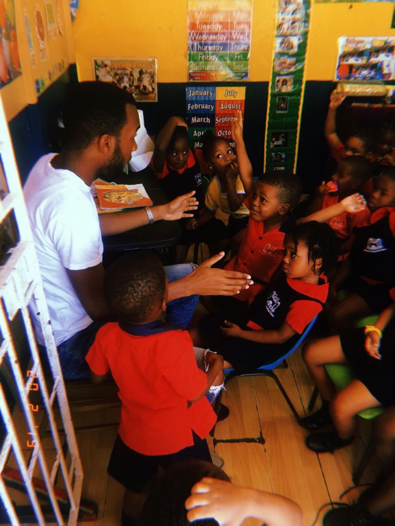cfranoBrighty's tweet photo. Kids Kastle Nursery &amp; Pre-school in full participation as Anthony Gordon from the University of the West Indies shares in the ECC Read Across the Parish initiative today. #12standard #ReadingMatters @ECCJA @KemoyLeslie @golebourne @TanishaMill2012 @Stcy14226538 @GrantShaunette https://t.co/7geeIxhutM