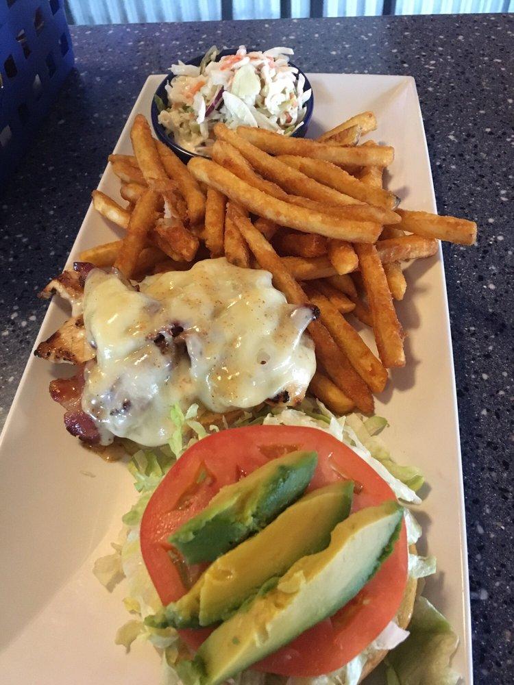 DDBarAndGrill's tweet photo. If your dinner doesn't make you smile, you're not at  The Double D Bar &amp; Grill! 😉
.
.
.
#MtClemensMI #Events https://t.co/WzBxvMU5Xs