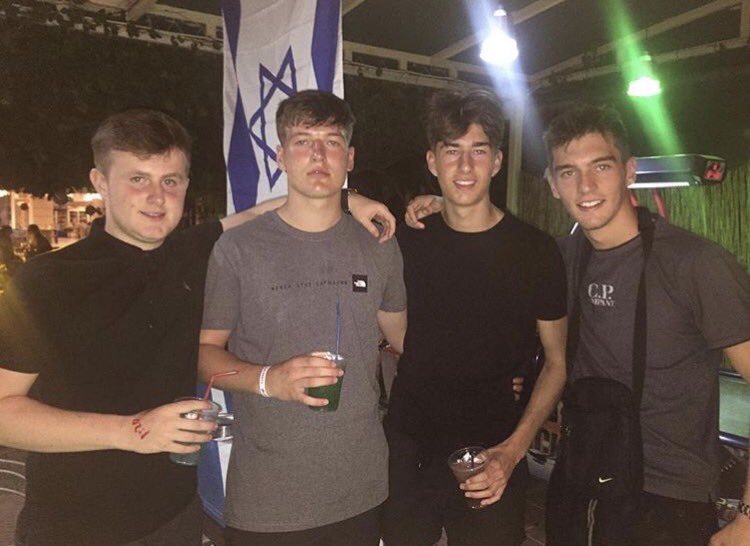 jake11holt's tweet photo. Happy birthday @owenfox_ have a good night mate, love u x https://t.co/QqWSQFa6UN