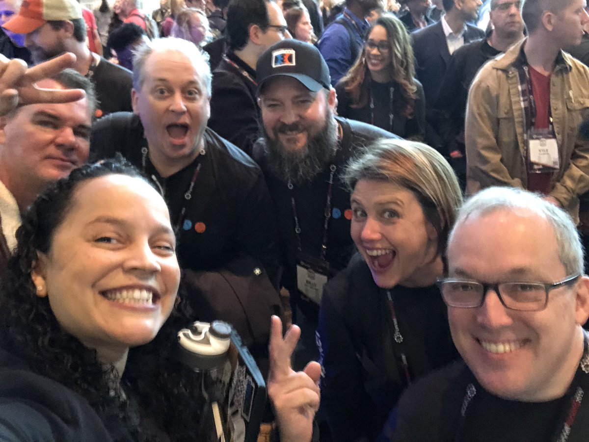 NoelleRussell_'s tweet image. I am having a blast with people who are changing the world. #funnelhackinglive #changetheworld