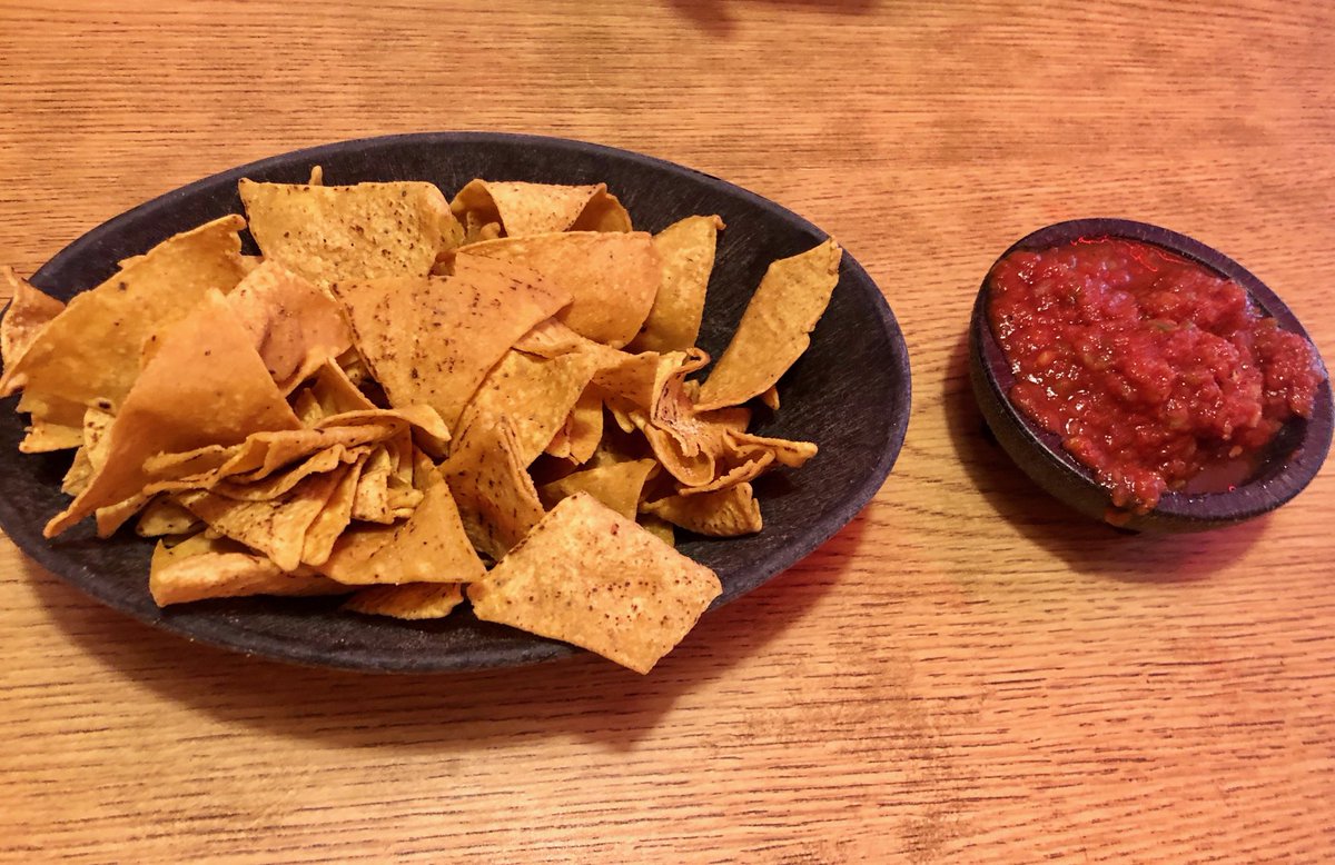 DawnGBentley's tweet photo. Sigh... @ElAzteco_EL salsa and #topopo... delicious lunch today! Missing the simple things in East Lansing! https://t.co/1BiGfKXjtG