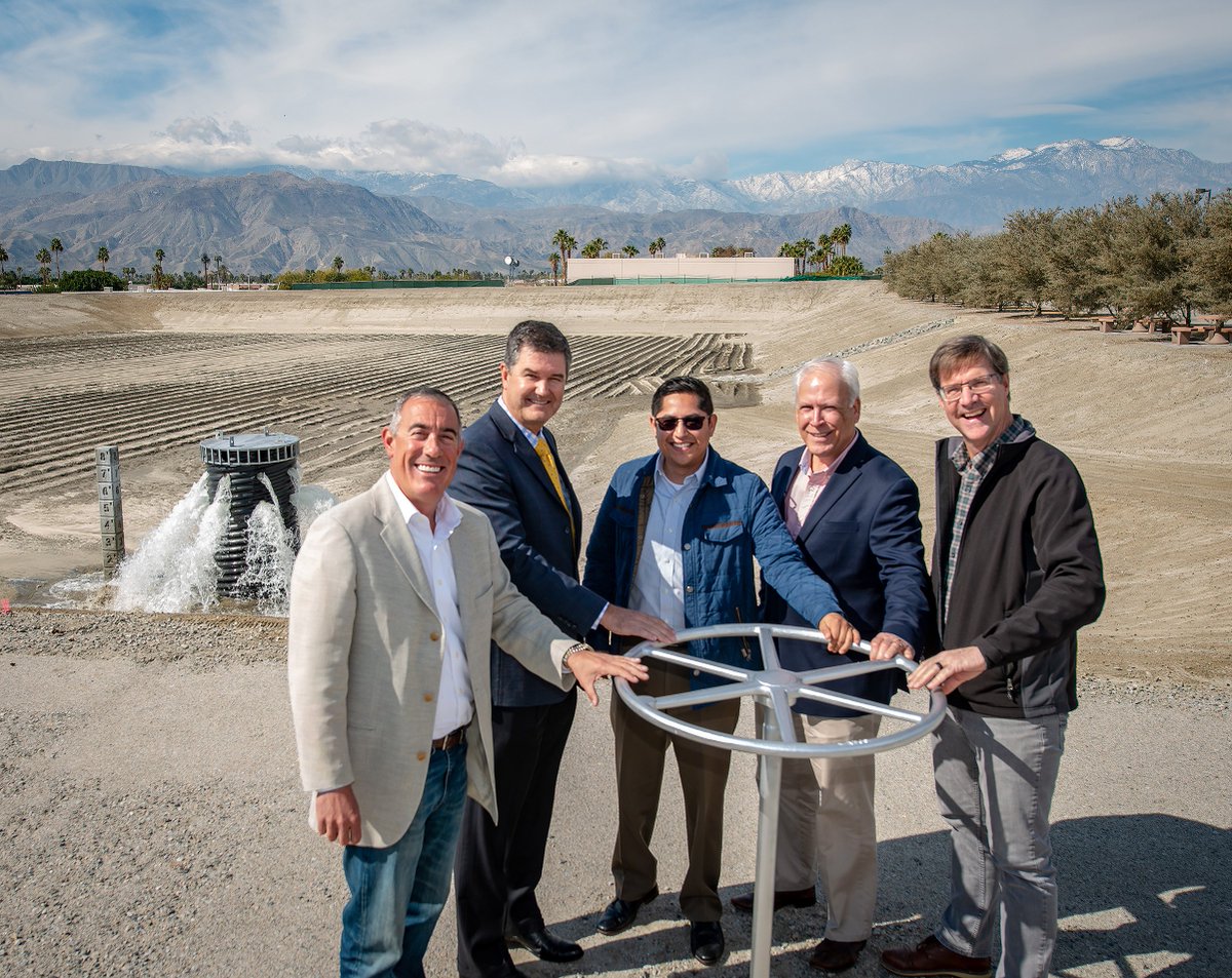 cvwdh2o's tweet photo. Today we're celebrating Phase 1 of our new Palm Desert Groundwater Replenishment Facility. When all phases are complete it will return about 25,000 acre-feet of water back into our groundwater basin in the mid-valley. 👏💦 #sustainability #cawater #CVWD https://t.co/9CodmGjbcm