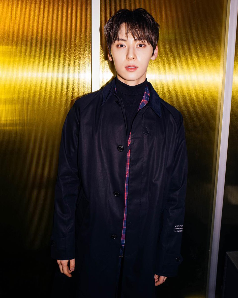 _at_daybreak__'s tweet photo. 몽클레르 인스타

https://t.co/TMUdCnGejf
#황민현 https://t.co/qMWVrV2v7O