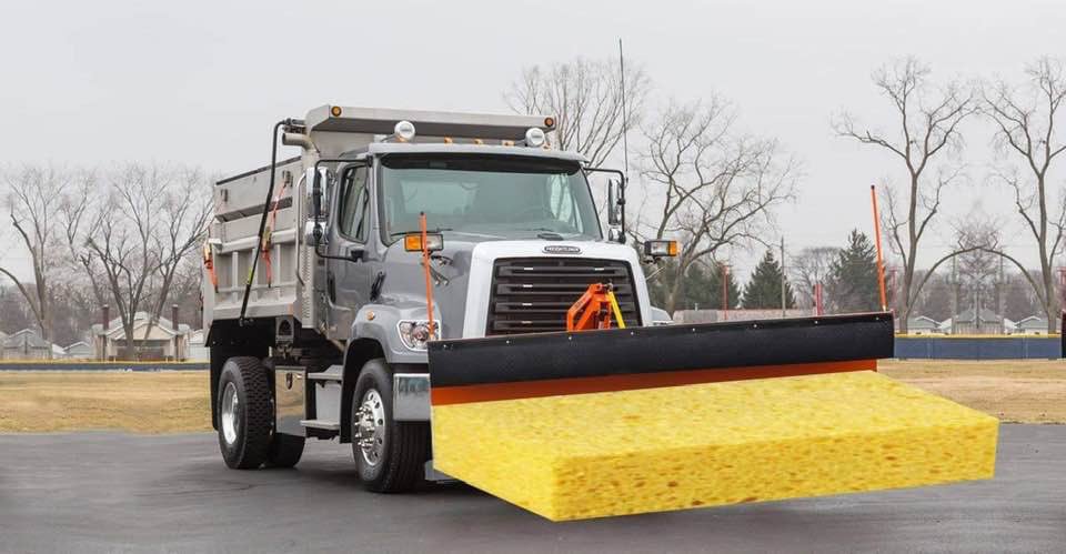 Hang in their coaches! #Rain #NeedSun