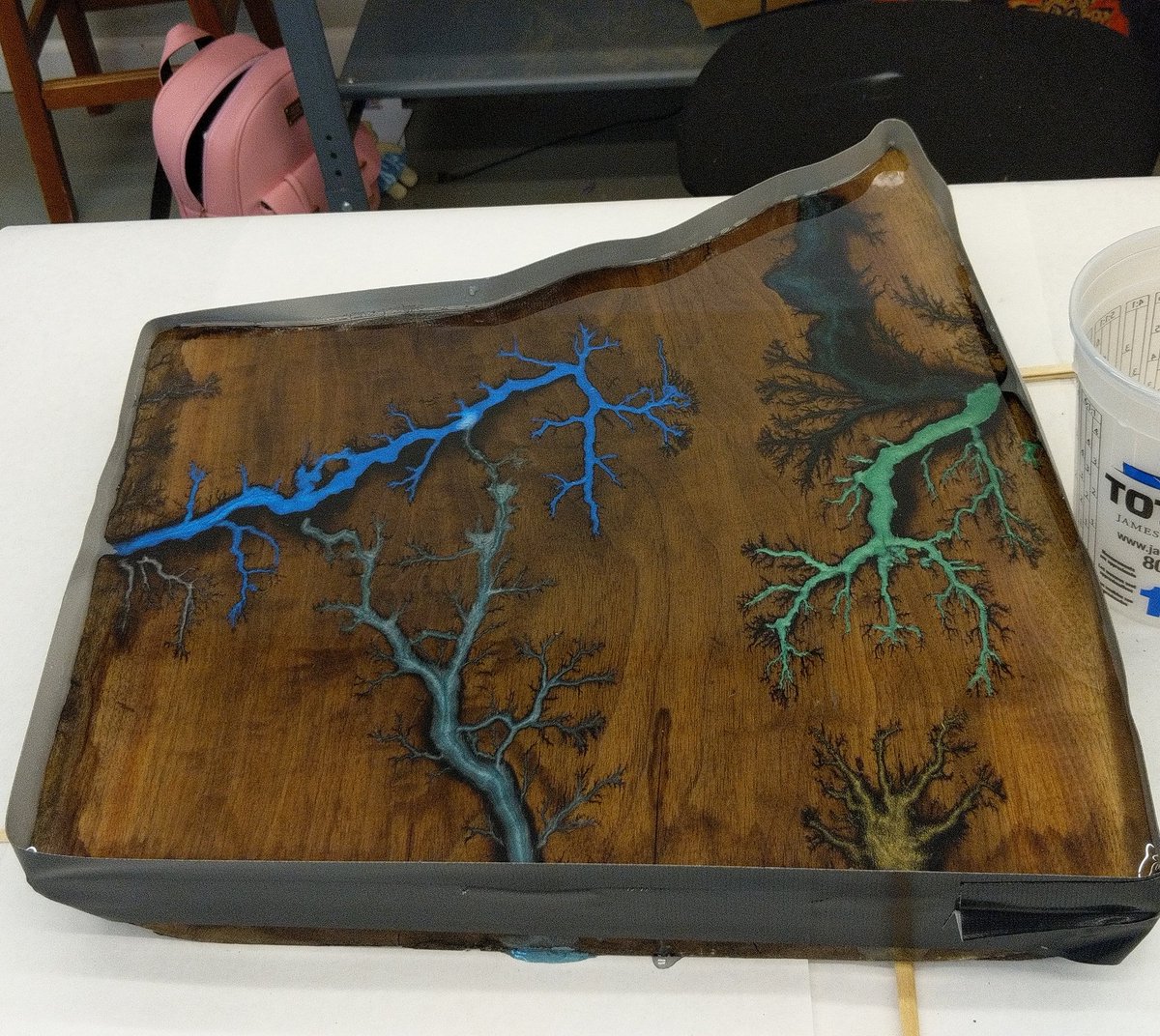 TimWilborne's tweet image. Live edge test piece has about cured. I think the #fractalburning looks best with the blue and green. What do you think?