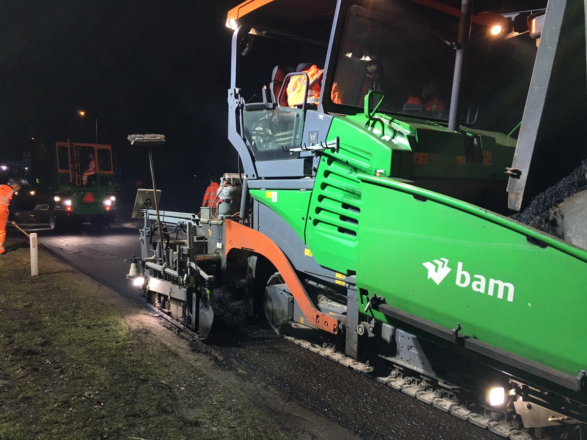 Gerard_Beek's tweet photo. We zijn weer uit de winterslaap! Vol gas 2019 in! #CyclischOnderhoud #N48 @BAMInfra_nl @ProvOverijssel https://t.co/PPvGPVju48