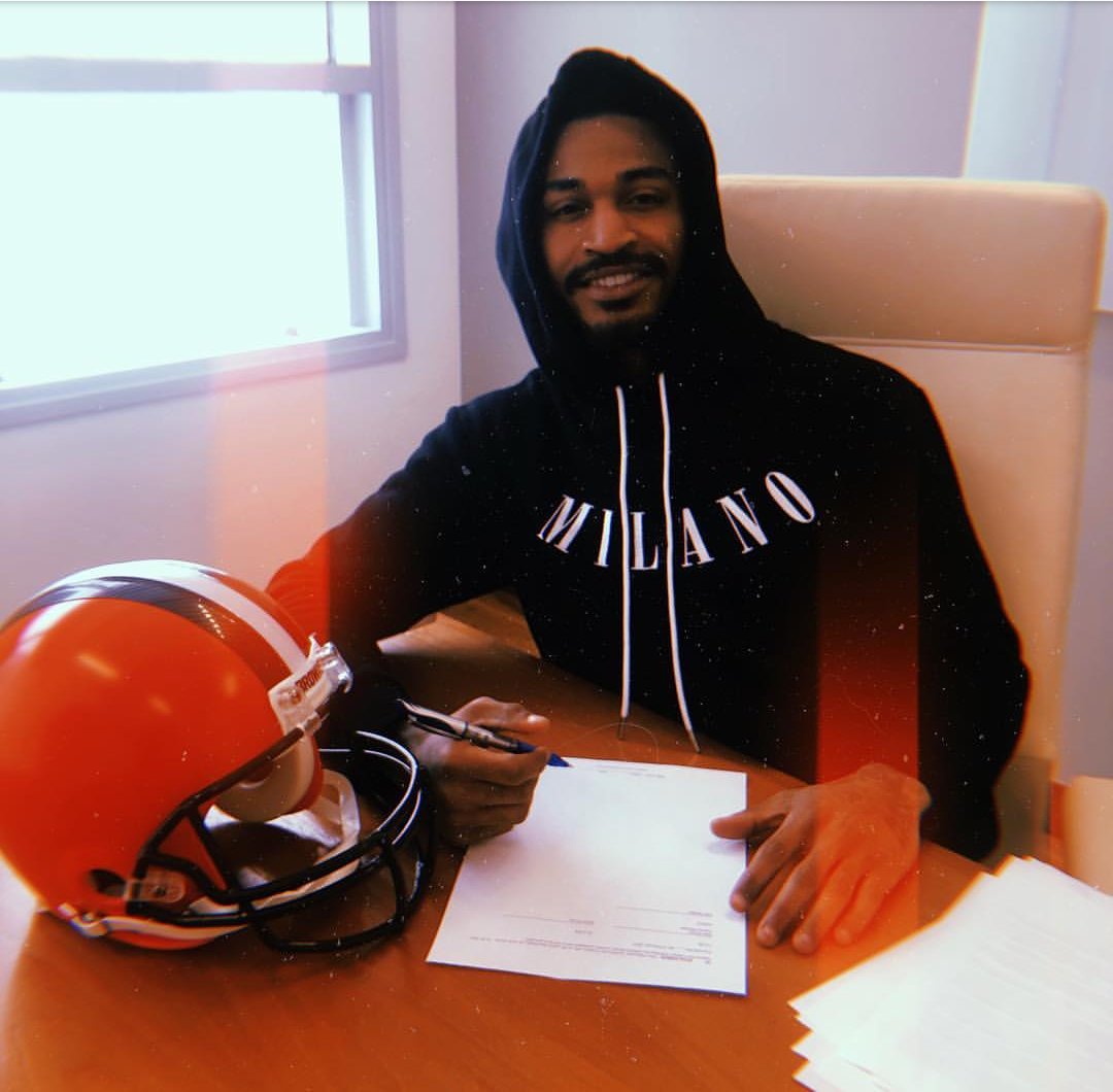 Rev. Alyn E. Waller tweet media