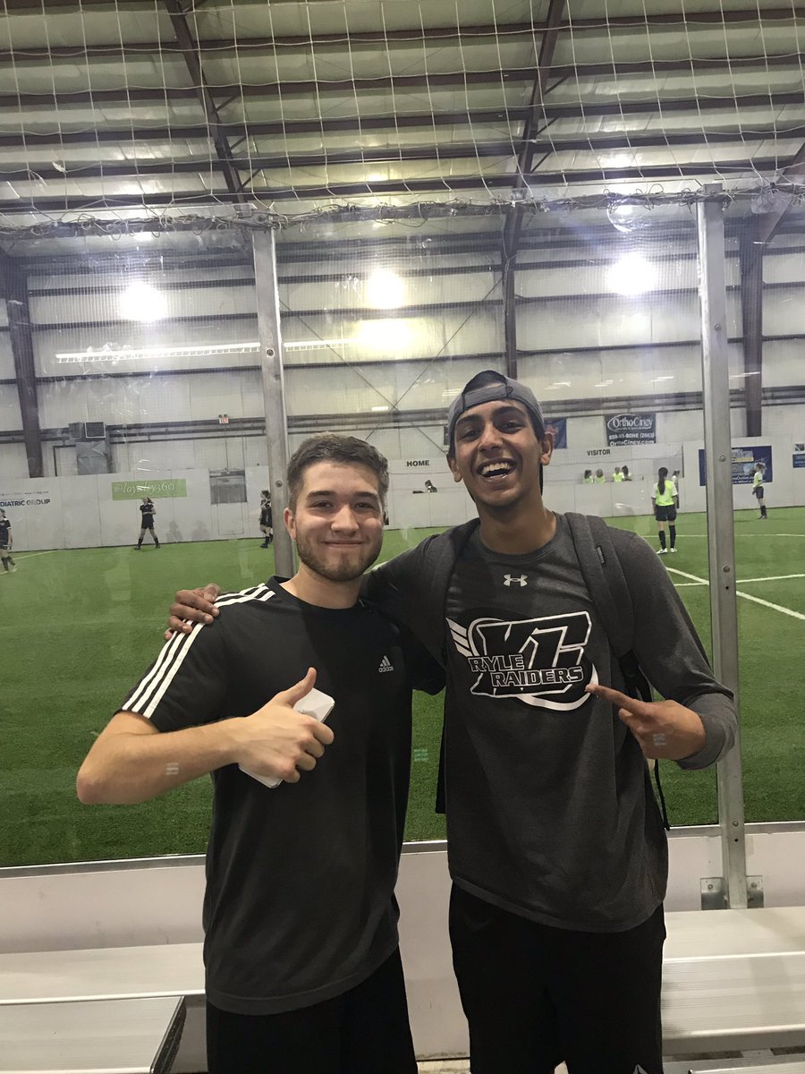 FCBoogi's tweet image. Huge shoutout to the @MakeAWish foundation for allowing Conor Brennan to meet his hero, NKYs best keeper Manu Nair.