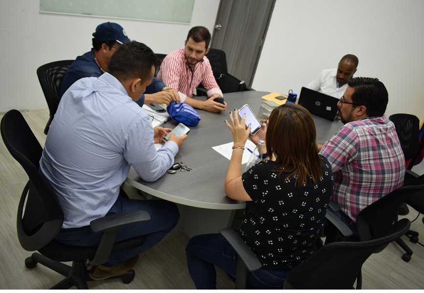 TICGobValle's tweet photo. #20Feb iniciamos la #Auditoria  de @GobDigitalCO por parte de la @ContralorValle @henryrey40 @CarlosGallegoC https://t.co/rw9RwBI5zP