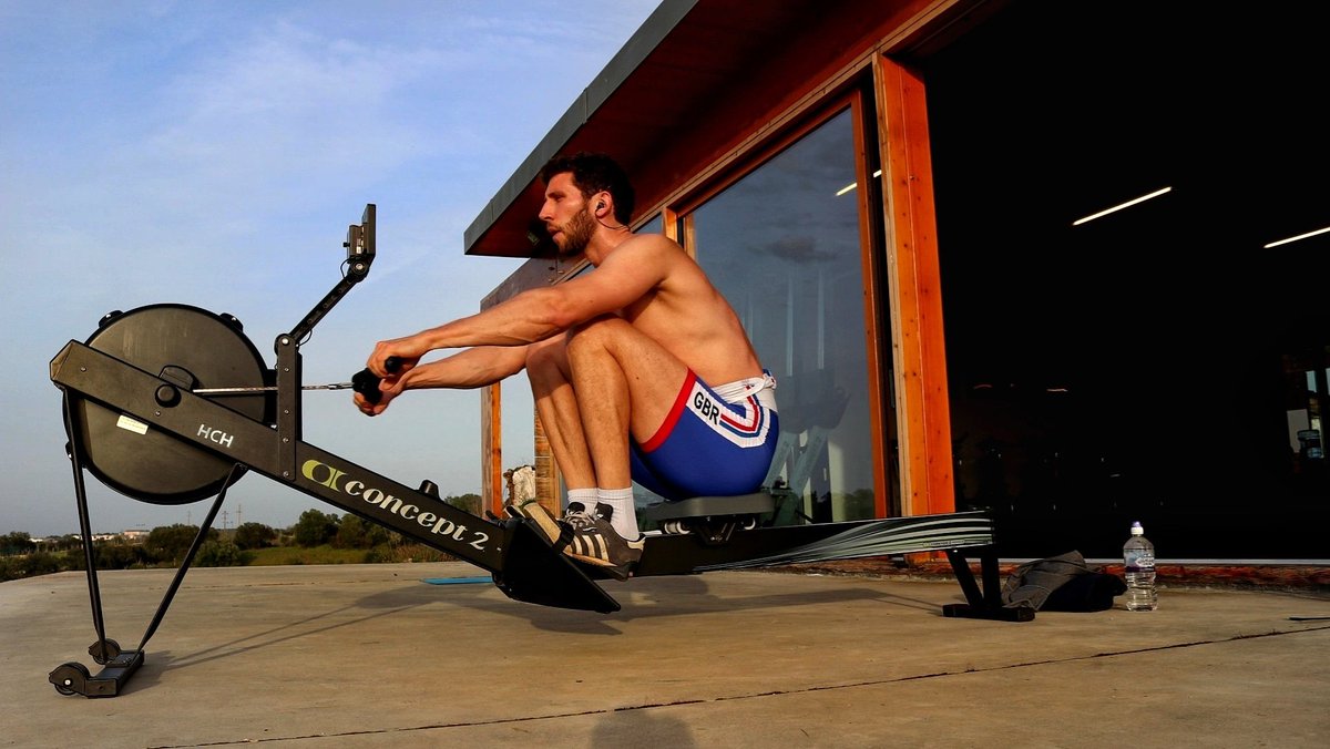 matthewtarrant's tweet photo. Money in the bank πΈ #rowing #aviron #rudern #canottagio https://t.co/Gxz0bd6YD5