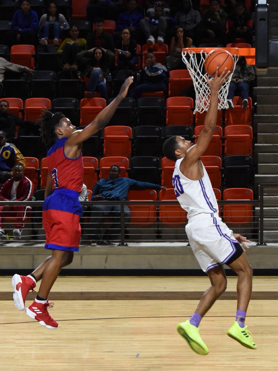 nlfunderburk's tweet photo. @Humblebball advances to the Area Round of the playoffs following last night's 67-60 victory over Beaumont West Brook Bruins. A great team win.
Wildcats will next face Pearland Dawson, first place finisher from 23-6A. 
Gathe, Miles, Williams, Lawson https://t.co/nUMOF6pj4I