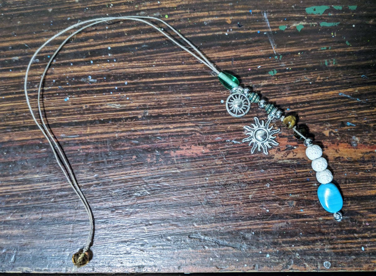 gypsysoul909's tweet image. Great day to get orders done! 
#cardiffusers#essentialoils#charms#beads
(Unfortunately the handmade glass beads cannot be duplicated or some of the spacer beads. Most charms I have more than one.)