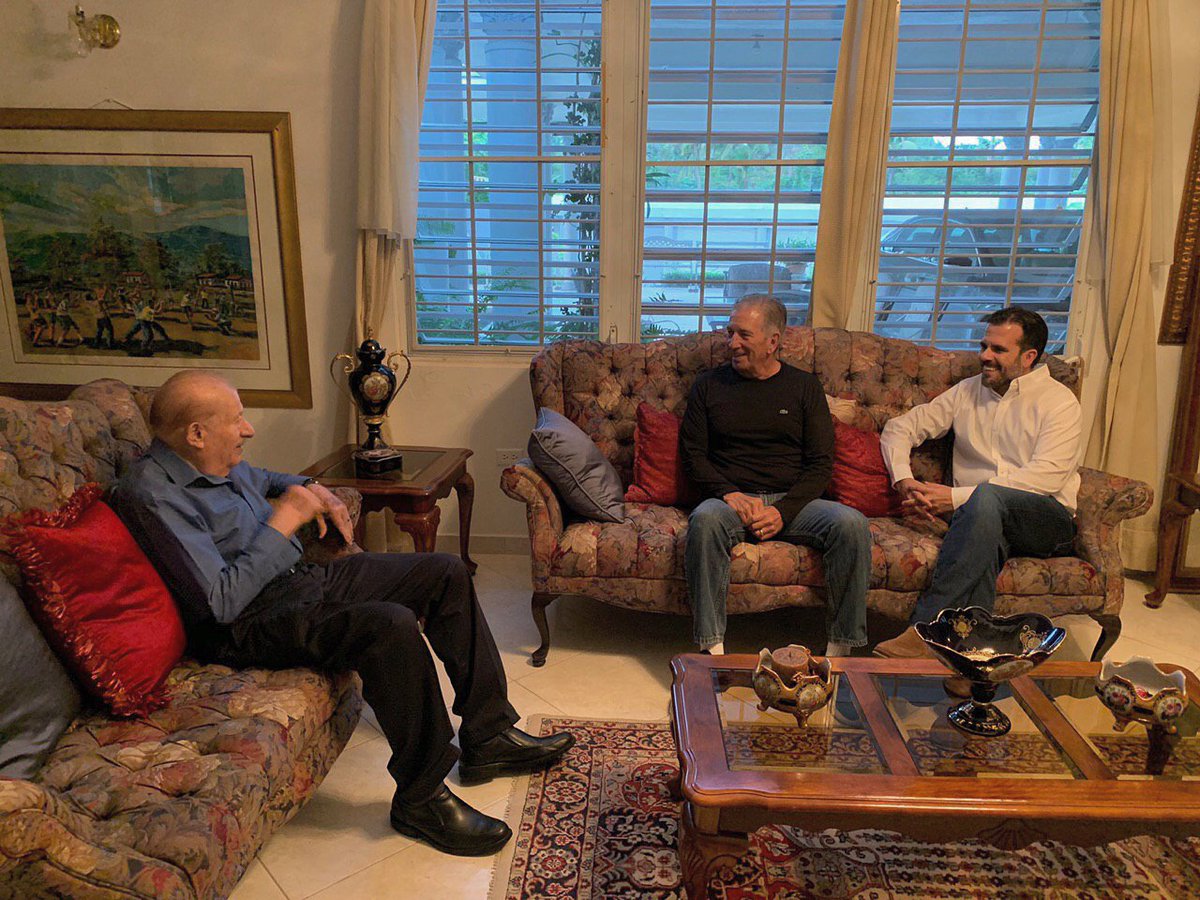 ricardorossello's tweet photo. Junto a mi padre, visitando a nuestro siempre alcalde de #Bayamón, Ramón Luis Rivera. https://t.co/gBJnpZ8U2V