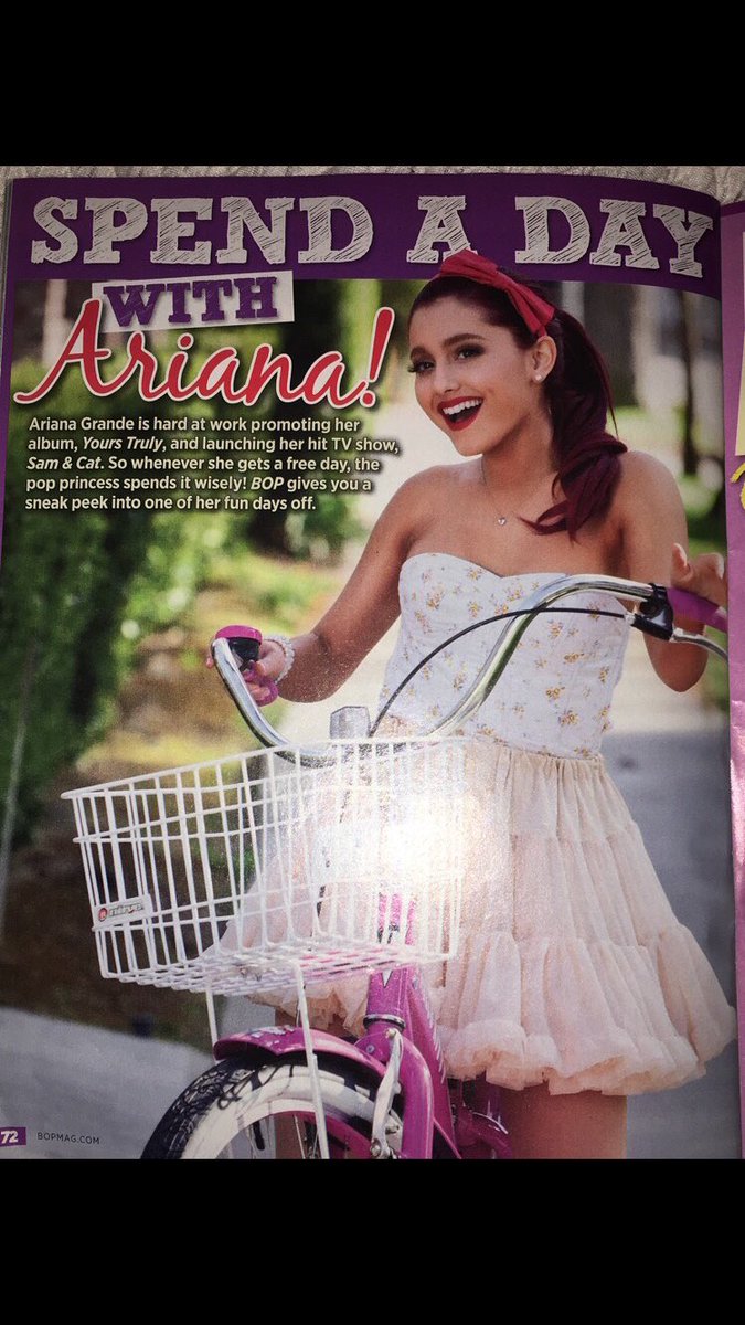 ellecampbell03's tweet photo. @ArianaGrande how does this compare to you’re day to day life now... https://t.co/2tKLRrASER
