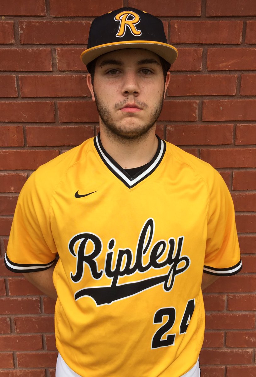ripleybaseball's tweet photo. TIGER SPOTLIGHT:
Brian Dowdy
Sophomore 
Pitcher
5'9" 200 lbs
Son of Alva Dowdy &amp; Lisa Rangel https://t.co/8hUr09TDKf