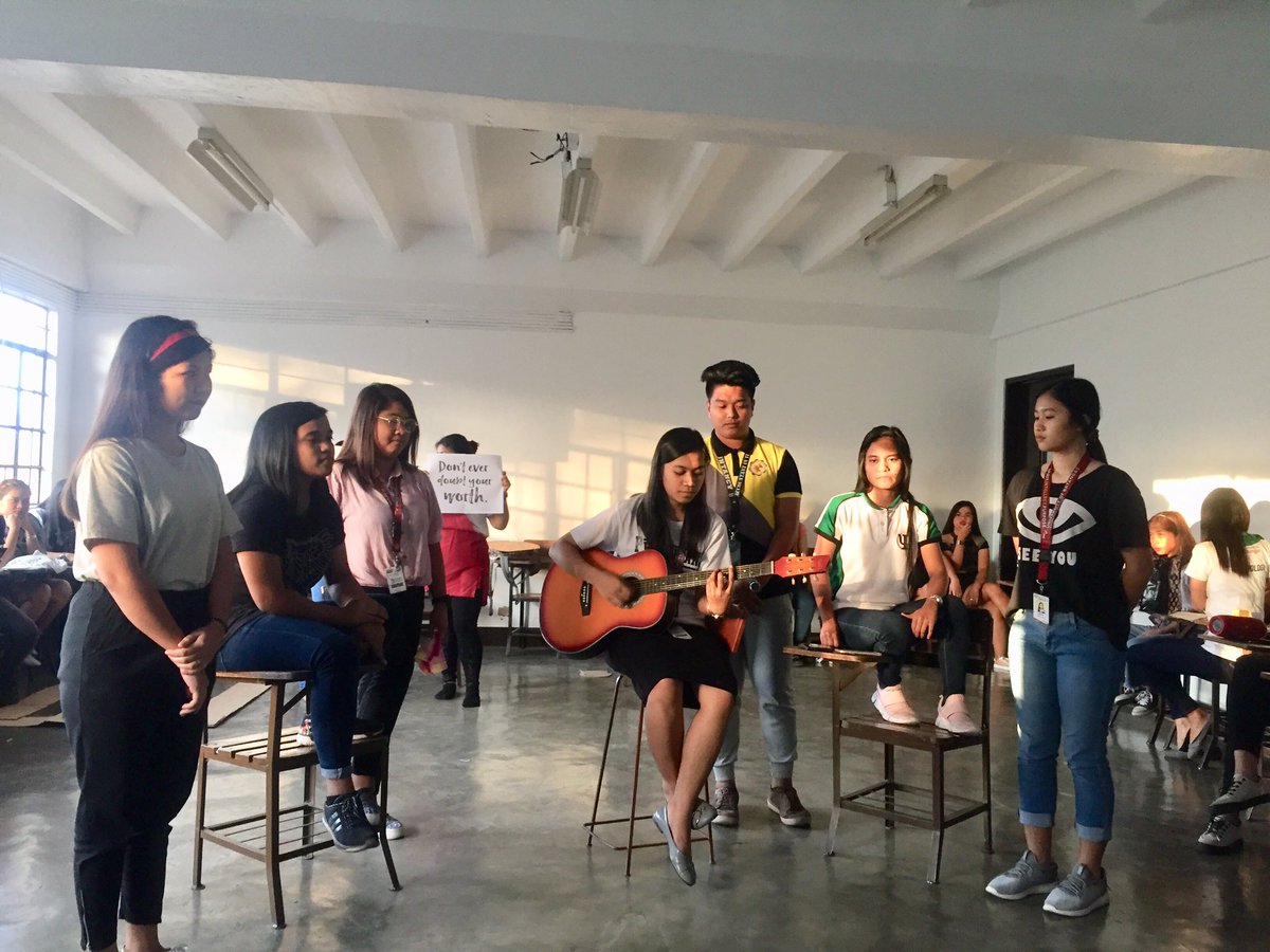 iPsyCARLogy's tweet image. Learning beyond the four walls of the classroom. Congratulations ABPsy1-1 and AC1-9. 👏👏👏
#UnderstandingTheSelf. #PreliminaryExamination.