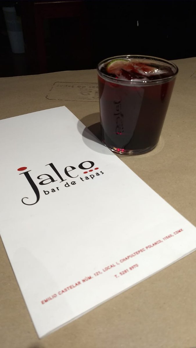 Estamos en <a href="/JaleoPolanco/">Jaleo Bar De Tapas</a>, en Emilio Castelar 121, #Polanco. Un bar de tapas del cocinero Pedro Martín <a href="/Ic7Pedro/">Pedro martin</a>. Están de fiesta porque cumplieron ya 10 años ofreciendo pintxos y tapas. ¡Te contamos!