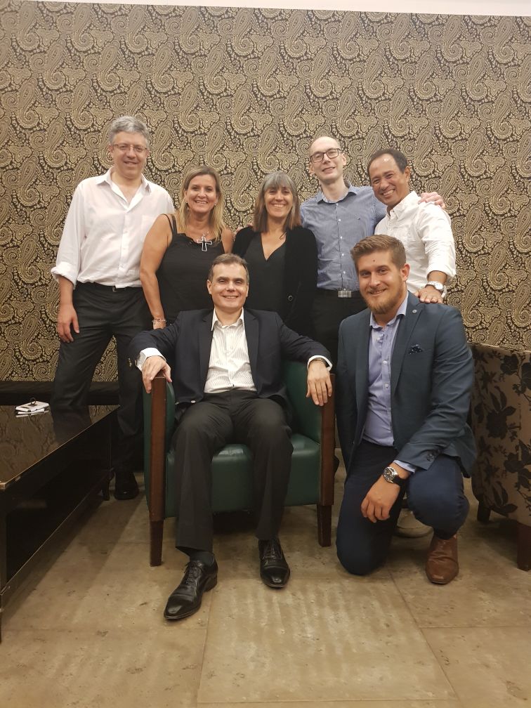 etabasco's tweet photo. Con el team del curso de Ajuste por Inflación de EECC del @AZULCPCE dictado por el Dr. @CasinelliHernan y coordinado por el Dr. José Luis Serpa #GestionAzul #ListaAzul2019 #ElCirculoSosVos #ListaAzulFacultades @danielsalmoiraghi @Geronimotb @ferfarcos @KennedyNoticias @Patag0nia https://t.co/Im4xUy9uAb