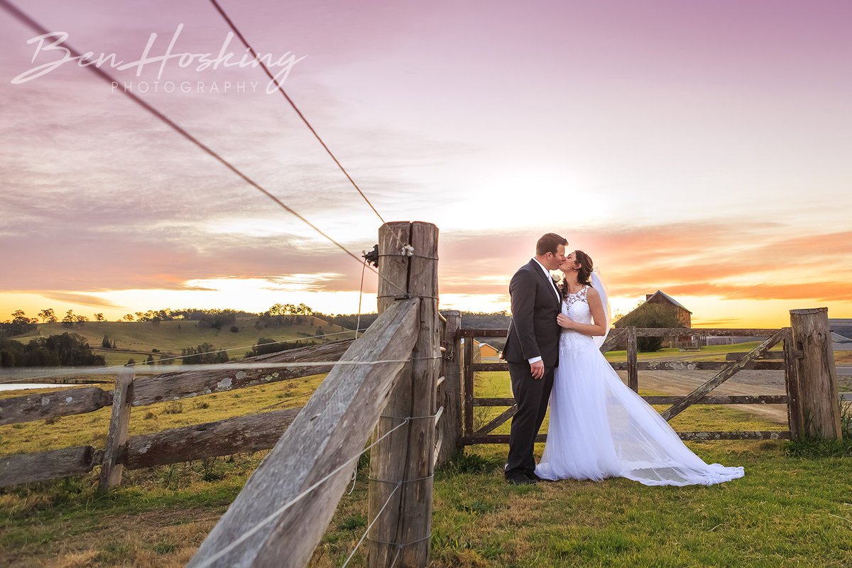 Just Stunning!💕
Ben Hosking Photography at The Barracks, Tocal 
#thebarrackstocal #tocalhomestead #benhoskingphotography
#hvweddings #huntervalley #newsouthwales #mymaitland #visitdungog #huntervalleyaccommodation #boutiqueaccommodation