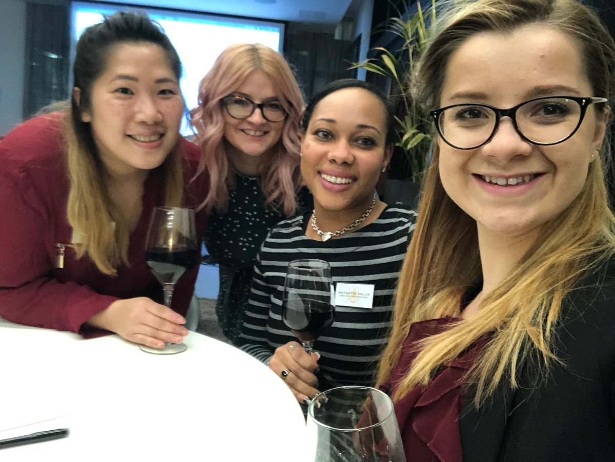 Met some amazing women tonight at <a href="/BizSorority/">Business Sorority</a> #Galentines event! Can’t wait for the next one girls!