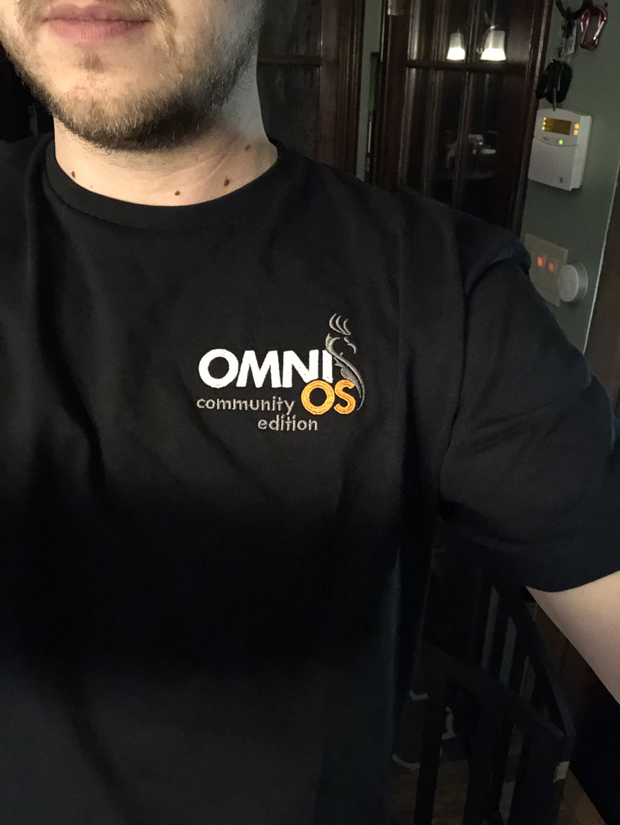 papertigerss's tweet image. Rocking my new #OmniOS t-shirt. The stitching is awesome! #illumos