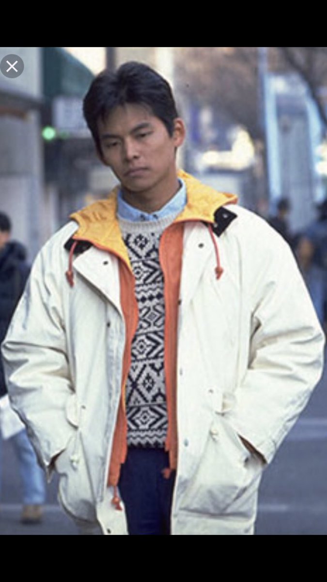 竹村真奈 V Twitter 脚本家坂元裕二さんから譲り受けた東京ラブストーリーの中でカンチが実際に着ていた服 断捨離が趣味のわたしが絶対捨てられないものをいただいてしまった 一生大事にします 東京ラブストーリー 坂元裕二