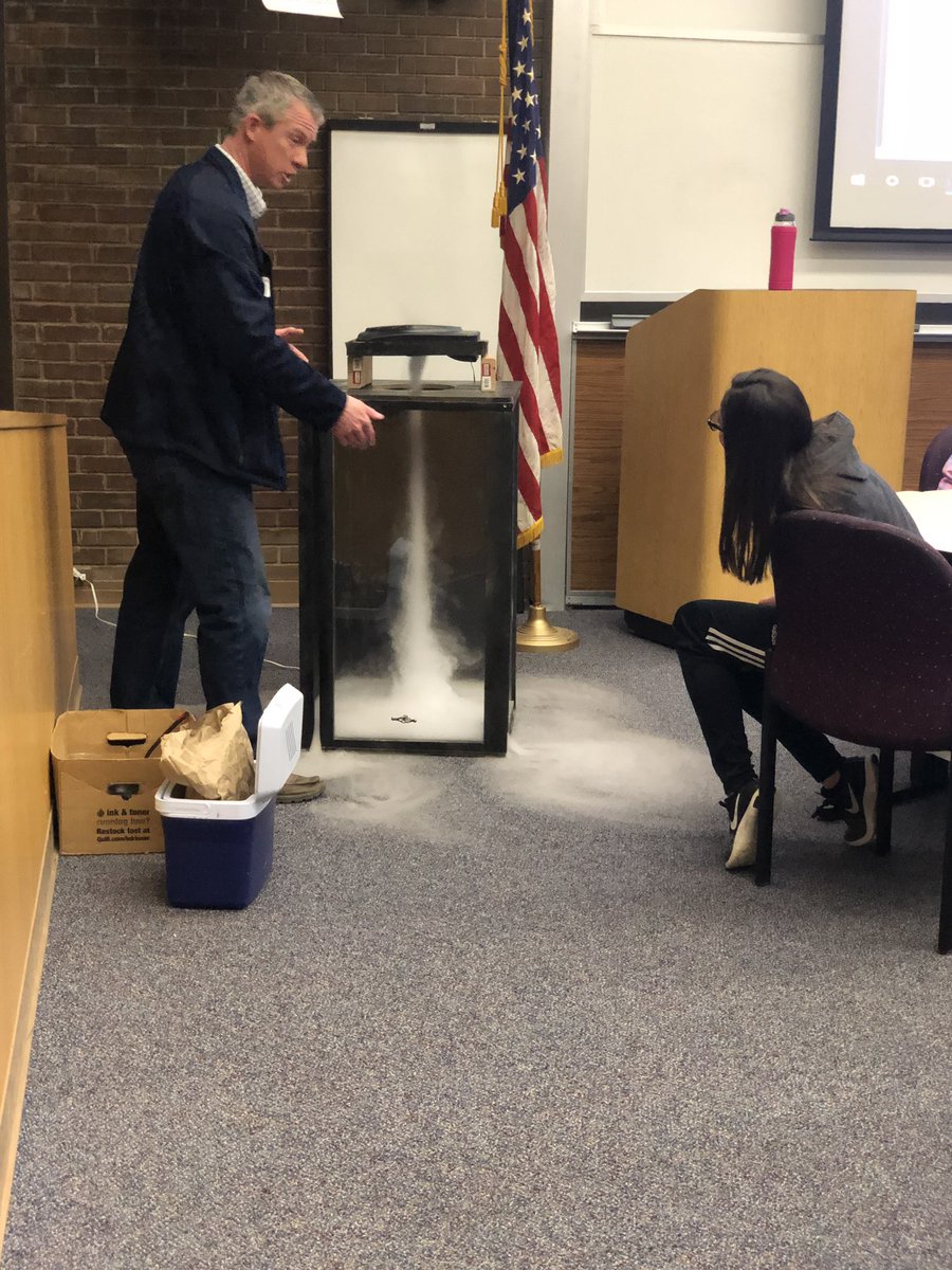 SPrivetts's tweet photo. Thank you Joe Veres @WENYTV for coming in for a great talk about weather with our team!! @MrsFravel #ISinnovators #ExploreEmpoweExcel #IS_groundbreakers https://t.co/4GB7GW6Pqa