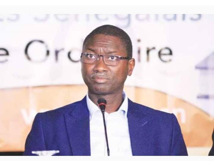 CherifSadio's tweet photo. #SenegalVote : La sortie d'Ismaila Madior Fall sur les dignitaires du régime qui sont en train de rembourser l'argent corrompu (Jeune Afrique) en cachette prouve la prostitution intellectuelle qui anime ceux qui nous disent que la justice sénégalaise est indépendante. #Kebetu https://t.co/g6avlU4pRf