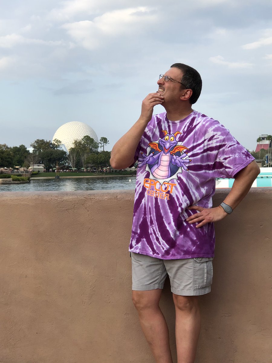 MeanwhileATP's tweet photo. I got lost earlier this week. I was disoriented and didn’t know where I was. Luckily Twitter took a few pictures of me in my confusion for your amusement. #Epcot #DiscoverEpcot #ArtfulEpcot https://t.co/hIaK00quQk