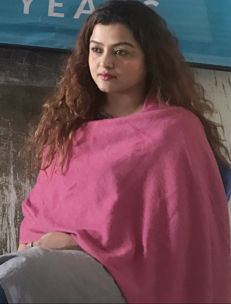 मंगलमय होस सबैको जीवन, सबैका मनमा प्रेम र करुणा भरियोस, एउटा साचो माया गर्ने मान्छेको कमी कसैलाई नहोस् ।