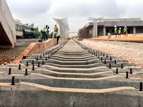 abeegunde1's tweet photo. This is end of the ITAKPE-AJAOKUTA-WARRI rail line.
One of the numerous achievements of Buhari's Led Administration.
What was difficult to achieved in 16years and this was easily to achieved in less than 4years and that's why we said 4+4=8.....
#UnveilingProgress https://t.co/RPTviZ3PsJ